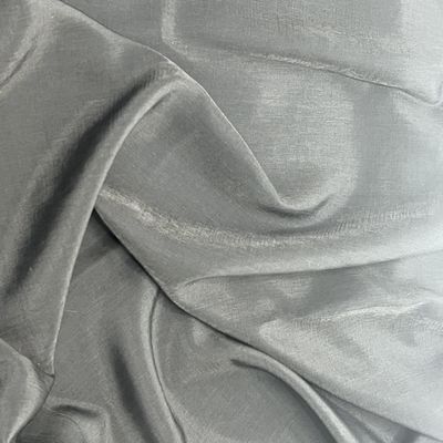 118GSM 50D X 40S Polyester Acetaat Modal Moderne dameskleding Stof